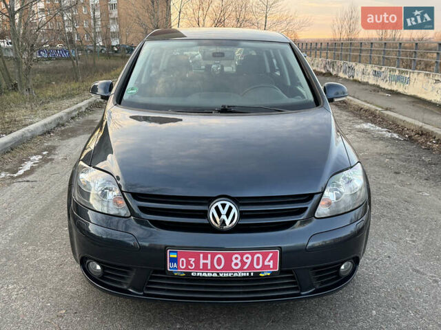 Синий Фольксваген Гольф Плюс, объемом двигателя 1.6 л и пробегом 241 тыс. км за 6700 $, фото 1 на Automoto.ua