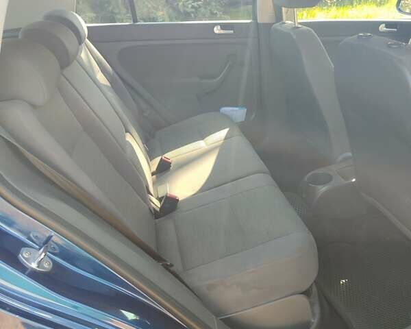 Синий Фольксваген Гольф Плюс, объемом двигателя 1.39 л и пробегом 220 тыс. км за 5900 $, фото 13 на Automoto.ua