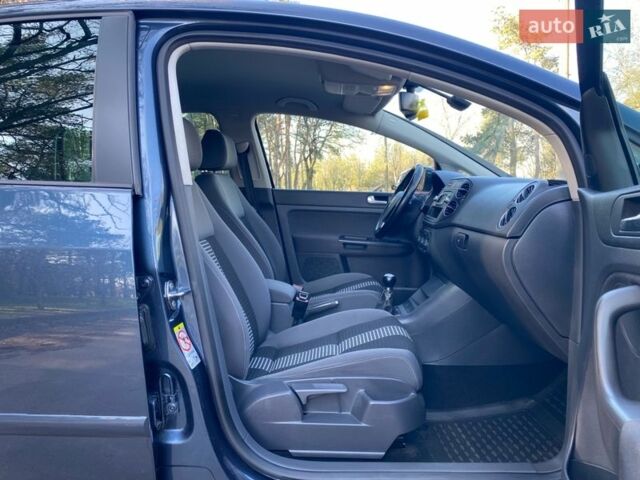 Синий Фольксваген Гольф Плюс, объемом двигателя 1.4 л и пробегом 230 тыс. км за 6799 $, фото 20 на Automoto.ua