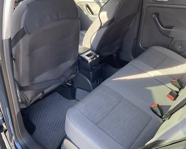 Синій Фольксваген Golf Plus, об'ємом двигуна 1.6 л та пробігом 215 тис. км за 7000 $, фото 9 на Automoto.ua