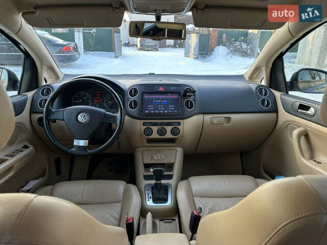 Синий Фольксваген Гольф Плюс, объемом двигателя 1.9 л и пробегом 257 тыс. км за 7300 $, фото 14 на Automoto.ua