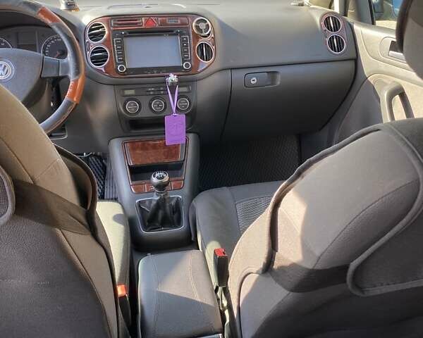 Синій Фольксваген Golf Plus, об'ємом двигуна 1.6 л та пробігом 215 тис. км за 7000 $, фото 5 на Automoto.ua