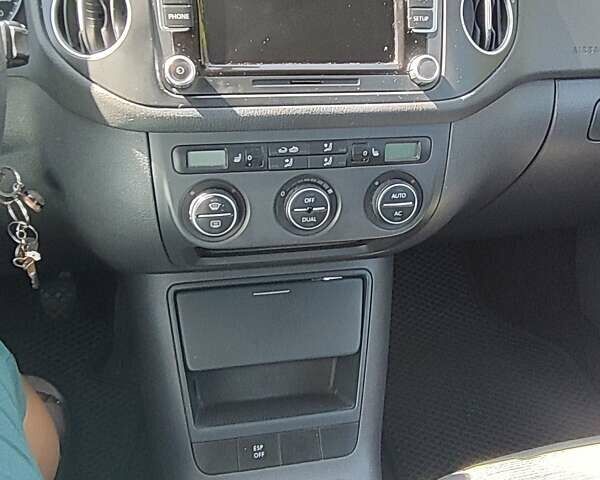 Синий Фольксваген Гольф Плюс, объемом двигателя 1.39 л и пробегом 220 тыс. км за 5900 $, фото 7 на Automoto.ua