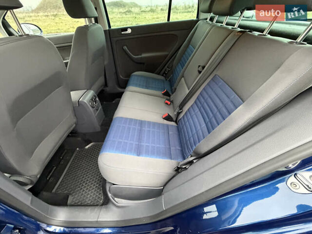 Синій Фольксваген Golf Plus, об'ємом двигуна 1.6 л та пробігом 153 тис. км за 7650 $, фото 31 на Automoto.ua