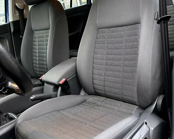 Синій Фольксваген Golf Plus, об'ємом двигуна 1.6 л та пробігом 181 тис. км за 8650 $, фото 17 на Automoto.ua