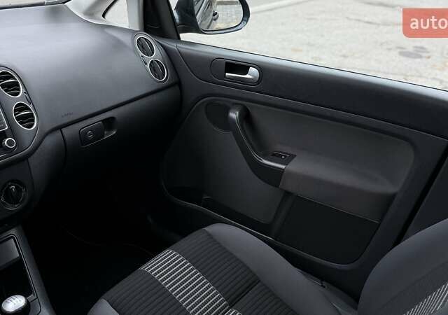 Синій Фольксваген Golf Plus, об'ємом двигуна 1.39 л та пробігом 198 тис. км за 6350 $, фото 30 на Automoto.ua