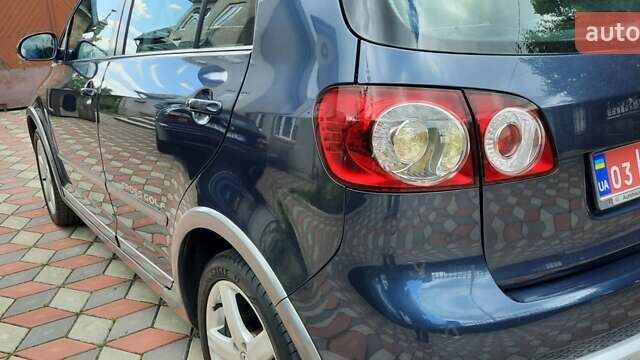 Синій Фольксваген Golf Plus, об'ємом двигуна 1.6 л та пробігом 193 тис. км за 7400 $, фото 5 на Automoto.ua