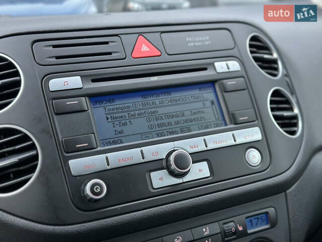 Синій Фольксваген Golf Plus, об'ємом двигуна 1.6 л та пробігом 181 тис. км за 8650 $, фото 37 на Automoto.ua