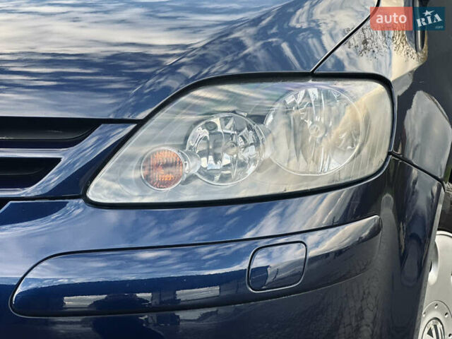 Синий Фольксваген Гольф Плюс, объемом двигателя 1.6 л и пробегом 174 тыс. км за 6350 $, фото 11 на Automoto.ua