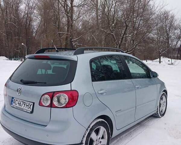 Синий Фольксваген Гольф Плюс, объемом двигателя 1.4 л и пробегом 170 тыс. км за 7800 $, фото 9 на Automoto.ua