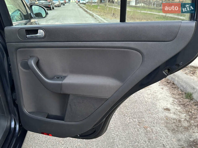 Синий Фольксваген Гольф Плюс, объемом двигателя 1.6 л и пробегом 241 тыс. км за 6700 $, фото 30 на Automoto.ua