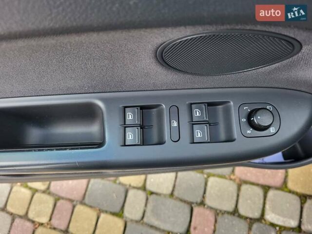 Фольксваген Гольф Плюс 2008 в Луцке на Automoto.ua Синий Фольксваген Гольф Плюс, объемом двигателя 1.4 л и пробегом 125 тыс. км за 7300 $, фото 23 на Automoto.ua