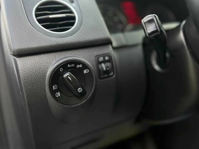 Синий Фольксваген Гольф Плюс, объемом двигателя 1.4 л и пробегом 188 тыс. км за 6500 $, фото 20 на Automoto.ua