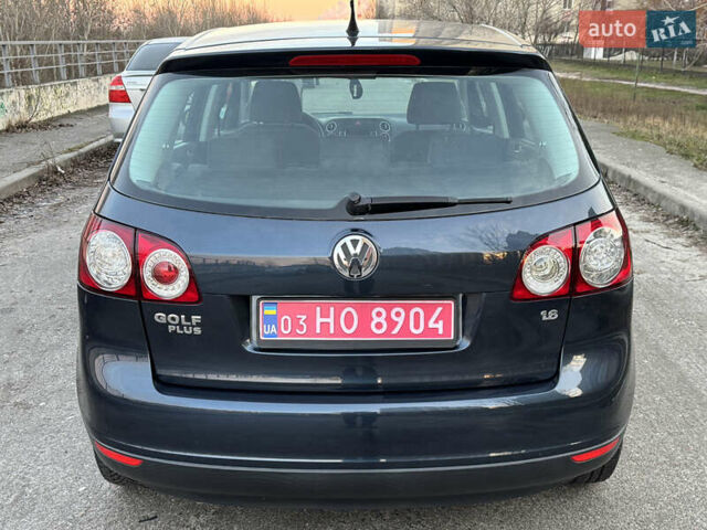 Синий Фольксваген Гольф Плюс, объемом двигателя 1.6 л и пробегом 241 тыс. км за 6700 $, фото 16 на Automoto.ua
