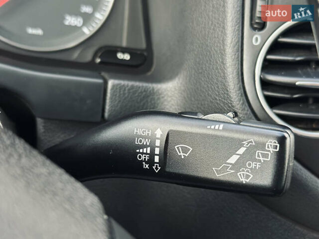 Синий Фольксваген Гольф Плюс, объемом двигателя 1.6 л и пробегом 174 тыс. км за 6350 $, фото 61 на Automoto.ua