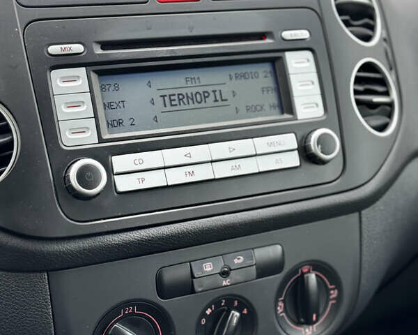 Синий Фольксваген Гольф Плюс, объемом двигателя 0 л и пробегом 224 тыс. км за 5800 $, фото 22 на Automoto.ua