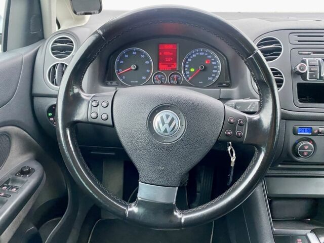 Синий Фольксваген Гольф Плюс, объемом двигателя 1.4 л и пробегом 200 тыс. км за 7500 $, фото 11 на Automoto.ua