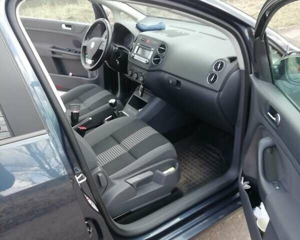 Синій Фольксваген Golf Plus, об'ємом двигуна 1.4 л та пробігом 215 тис. км за 7200 $, фото 10 на Automoto.ua