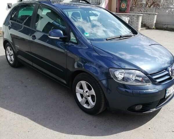 Синій Фольксваген Golf Plus, об'ємом двигуна 1.4 л та пробігом 215 тис. км за 7200 $, фото 5 на Automoto.ua