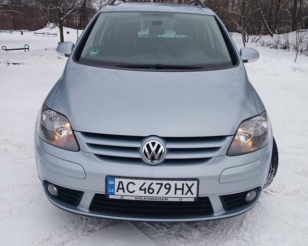 Синий Фольксваген Гольф Плюс, объемом двигателя 1.4 л и пробегом 170 тыс. км за 7800 $, фото 1 на Automoto.ua