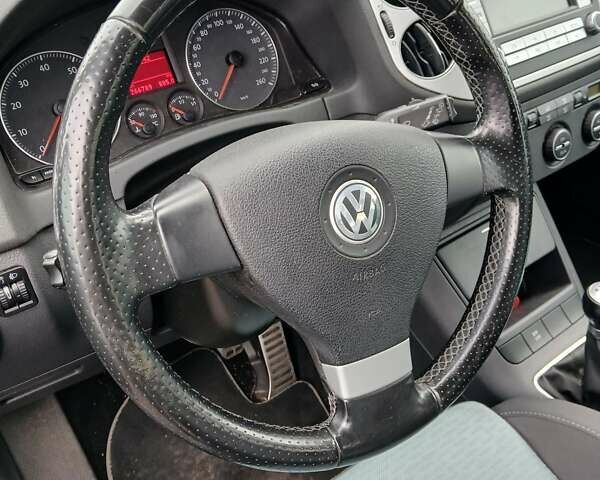 Синий Фольксваген Гольф Плюс, объемом двигателя 1.4 л и пробегом 260 тыс. км за 7200 $, фото 3 на Automoto.ua