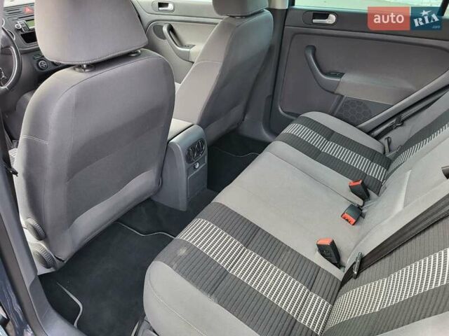 Фольксваген Гольф Плюс 2008 в Луцке на Automoto.ua Синий Фольксваген Гольф Плюс, объемом двигателя 1.4 л и пробегом 125 тыс. км за 7300 $, фото 17 на Automoto.ua