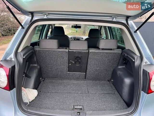 Синий Фольксваген Гольф Плюс, объемом двигателя 1.4 л и пробегом 181 тыс. км за 6600 $, фото 14 на Automoto.ua