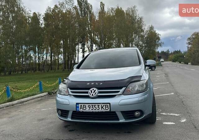 Синий Фольксваген Гольф Плюс, объемом двигателя 1.4 л и пробегом 298 тыс. км за 7800 $, фото 7 на Automoto.ua