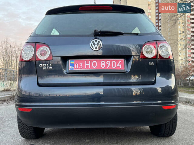 Синий Фольксваген Гольф Плюс, объемом двигателя 1.6 л и пробегом 241 тыс. км за 6700 $, фото 18 на Automoto.ua