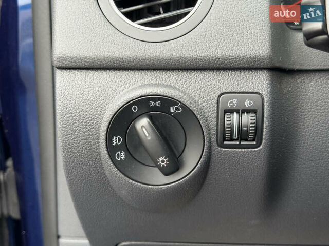 Синій Фольксваген Golf Plus, об'ємом двигуна 1.6 л та пробігом 153 тис. км за 7650 $, фото 51 на Automoto.ua