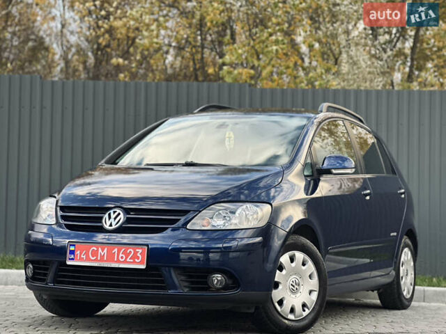 Синий Фольксваген Гольф Плюс, объемом двигателя 1.6 л и пробегом 174 тыс. км за 6350 $, фото 2 на Automoto.ua