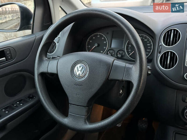 Синий Фольксваген Гольф Плюс, объемом двигателя 1.6 л и пробегом 241 тыс. км за 6700 $, фото 44 на Automoto.ua