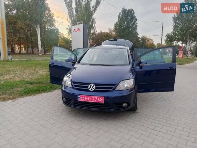 Синій Фольксваген Golf Plus, об'ємом двигуна 1.6 л та пробігом 167 тис. км за 7150 $, фото 18 на Automoto.ua