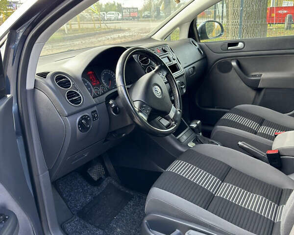 Синій Фольксваген Golf Plus, об'ємом двигуна 1.4 л та пробігом 175 тис. км за 8500 $, фото 24 на Automoto.ua