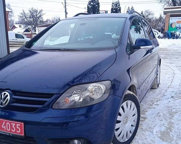 Синій Фольксваген Golf Plus, об'ємом двигуна 1.6 л та пробігом 182 тис. км за 6000 $, фото 3 на Automoto.ua