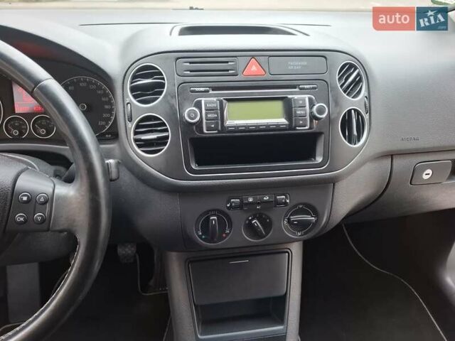 Синій Фольксваген Golf Plus, об'ємом двигуна 0 л та пробігом 183 тис. км за 6750 $, фото 19 на Automoto.ua