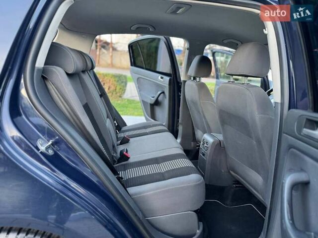 Синий Фольксваген Гольф Плюс, объемом двигателя 1.98 л и пробегом 215 тыс. км за 5999 $, фото 29 на Automoto.ua