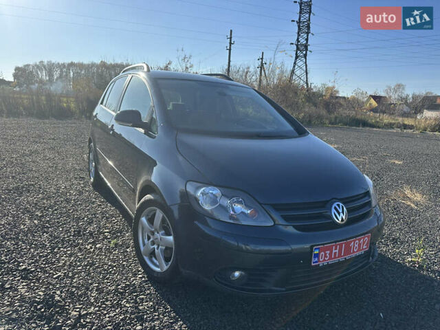 Синий Фольксваген Гольф Плюс, объемом двигателя 1.4 л и пробегом 156 тыс. км за 5550 $, фото 2 на Automoto.ua