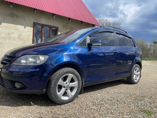 Синій Фольксваген Golf Plus, об'ємом двигуна 2 л та пробігом 300 тис. км за 7100 $, фото 1 на Automoto.ua