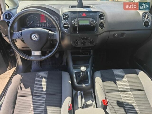 Синій Фольксваген Golf Plus, об'ємом двигуна 1.4 л та пробігом 186 тис. км за 5900 $, фото 4 на Automoto.ua