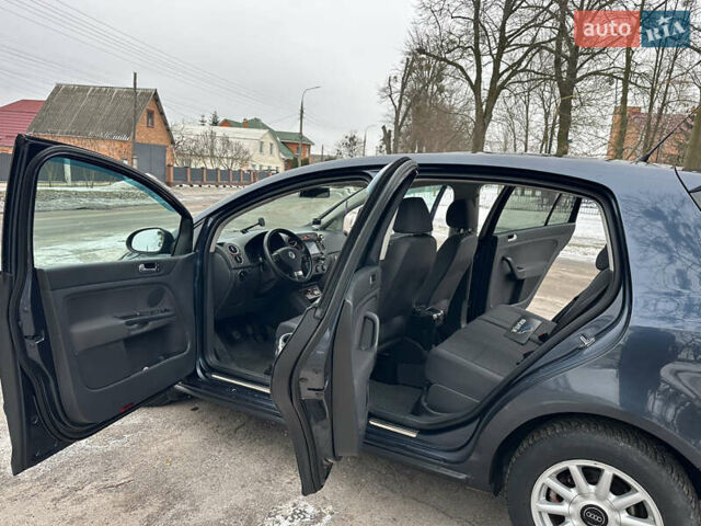 Синий Фольксваген Гольф Плюс, объемом двигателя 1.6 л и пробегом 217 тыс. км за 5899 $, фото 42 на Automoto.ua