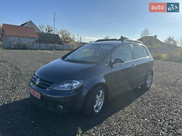 Синий Фольксваген Гольф Плюс, объемом двигателя 1.4 л и пробегом 156 тыс. км за 5550 $, фото 20 на Automoto.ua