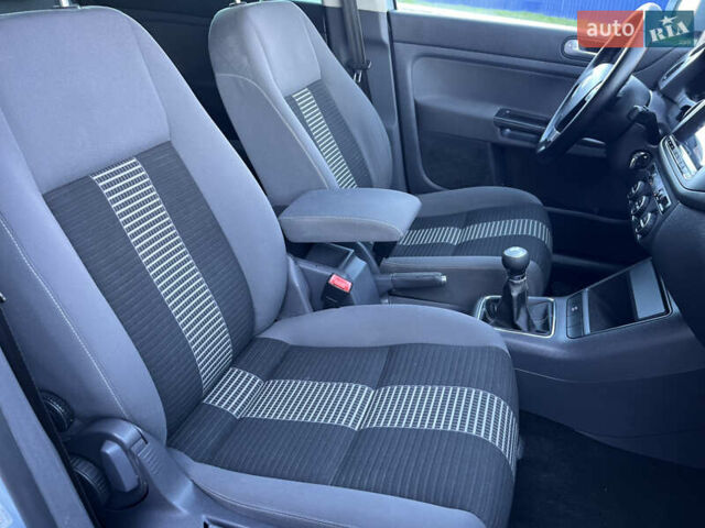 Синий Фольксваген Гольф Плюс, объемом двигателя 1.4 л и пробегом 250 тыс. км за 6500 $, фото 31 на Automoto.ua