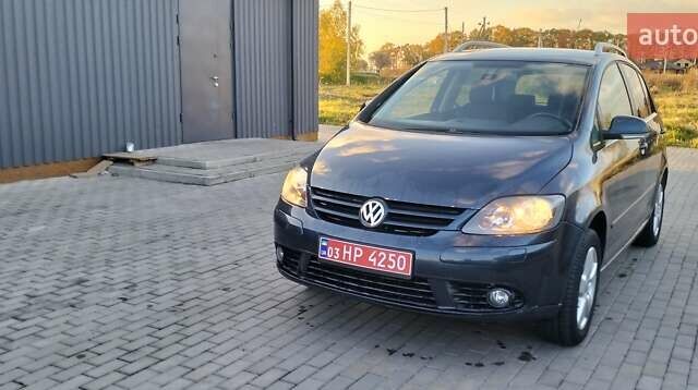 Синій Фольксваген Golf Plus, об'ємом двигуна 0 л та пробігом 180 тис. км за 5650 $, фото 10 на Automoto.ua