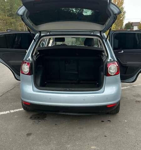 Синий Фольксваген Гольф Плюс, объемом двигателя 1.4 л и пробегом 298 тыс. км за 7800 $, фото 14 на Automoto.ua