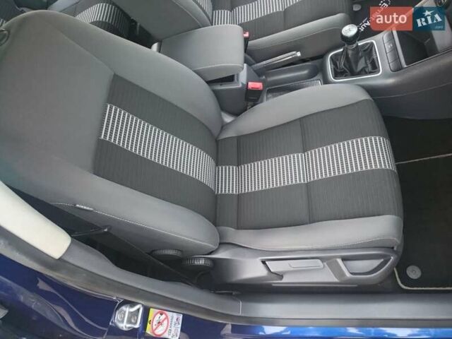 Синій Фольксваген Golf Plus, об'ємом двигуна 1.6 л та пробігом 167 тис. км за 7150 $, фото 28 на Automoto.ua