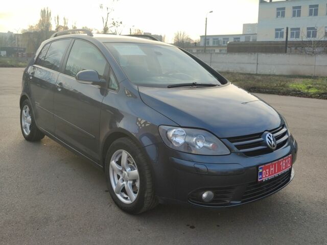 Синий Фольксваген Гольф Плюс, объемом двигателя 1.4 л и пробегом 158 тыс. км за 5550 $, фото 2 на Automoto.ua