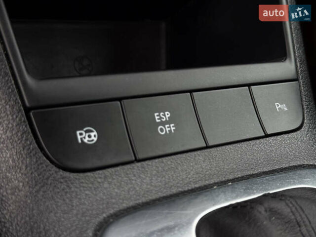 Синій Фольксваген Golf Plus, об'ємом двигуна 1.4 л та пробігом 174 тис. км за 8500 $, фото 62 на Automoto.ua