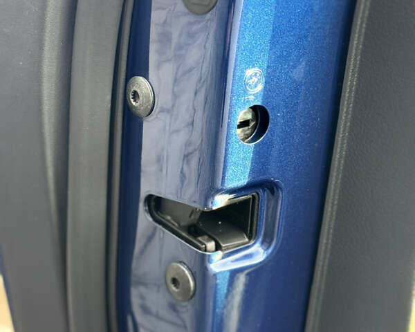 Синій Фольксваген Golf Plus, об'ємом двигуна 1.4 л та пробігом 174 тис. км за 8300 $, фото 86 на Automoto.ua