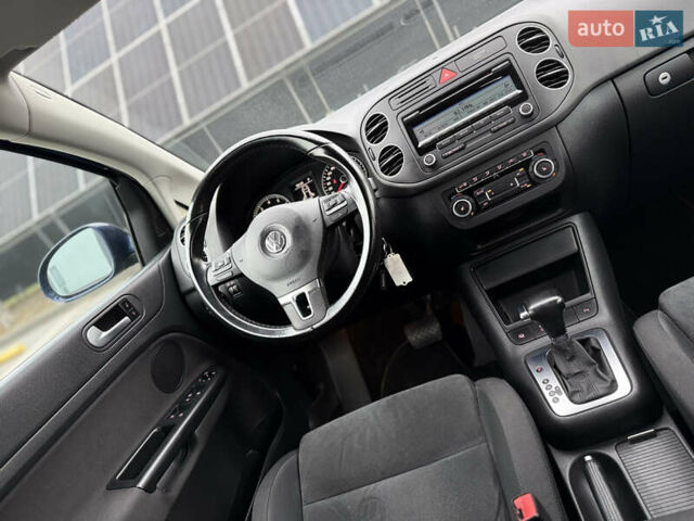 Синій Фольксваген Golf Plus, об'ємом двигуна 1.4 л та пробігом 174 тис. км за 8500 $, фото 33 на Automoto.ua